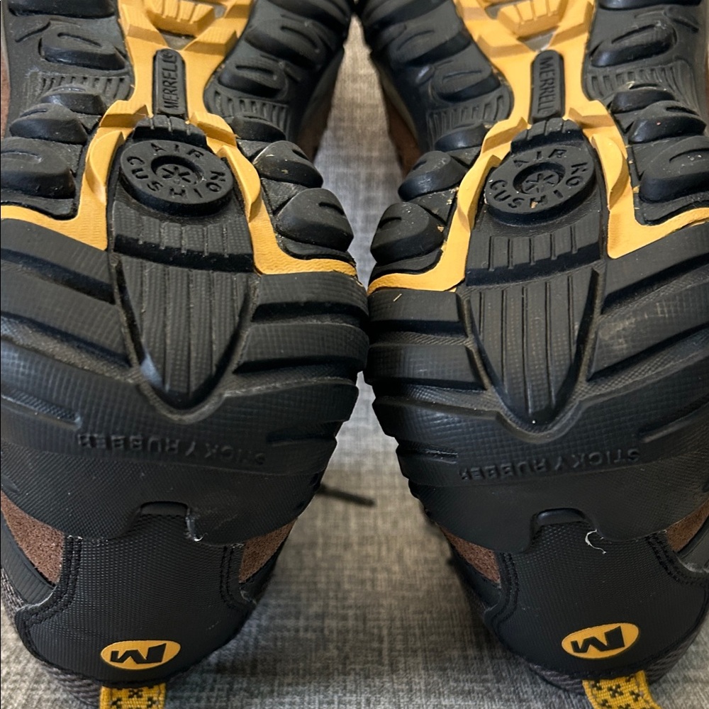 Merrell Men's Brown Hiking Boots with Yellow Accents - Picture 14 of 16